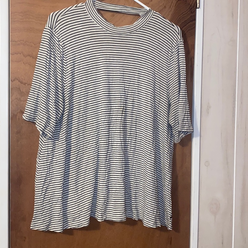 Large American Eagle Stripped Short Sleeve Shirt with Open Upper back